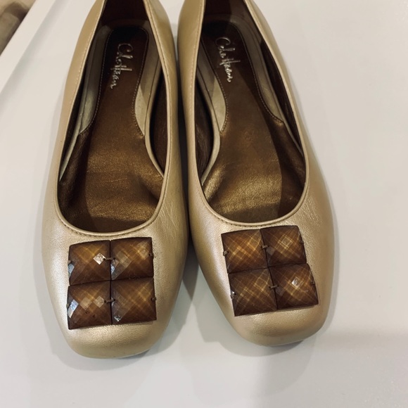 Shoes - Picture 1 of 5